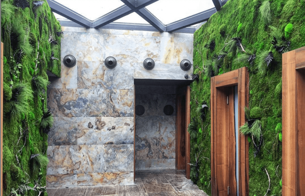 flowerbox-gurkansef-mosswall